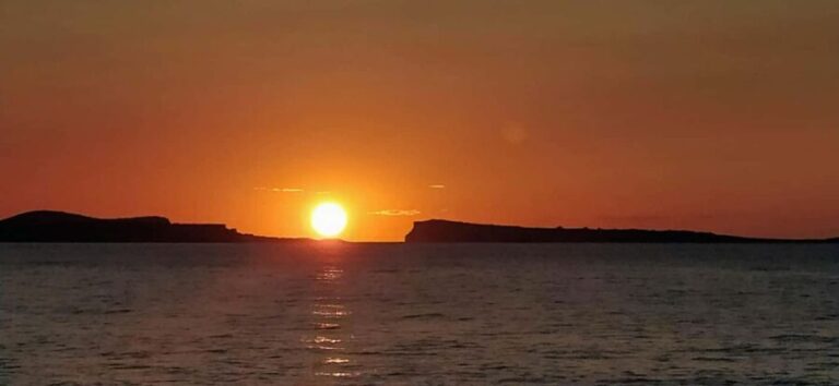 Ibiza: Snorkeling, Sunset Beach and Cave Boat Trip - What Travelers Are Saying