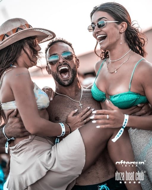 Ibiza: Sunset Boat Party at Ibiza Boat Club with Open Bar - Who Would Benefit Most from This Experience?