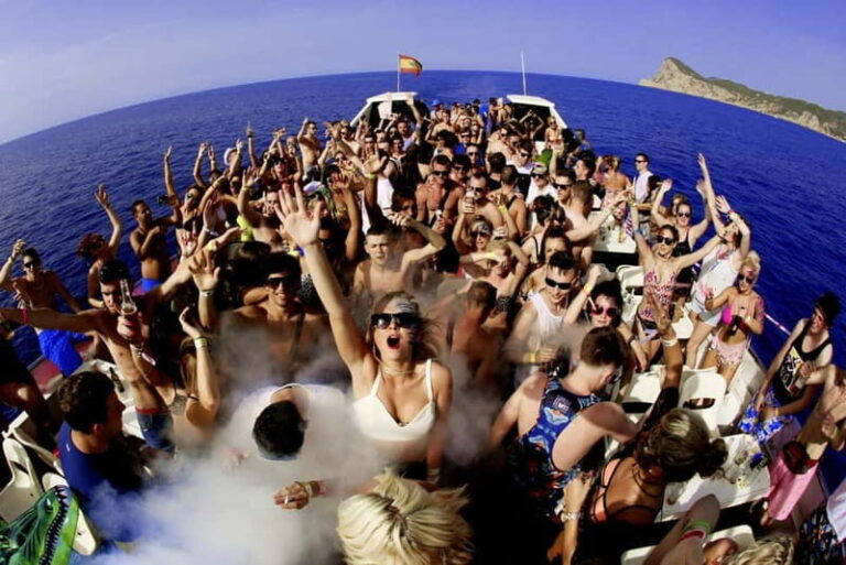 Ibiza Sunset Boat Party with 3hrs Open Bar + 3 Club Entries - Authentic Insights from Reviewers