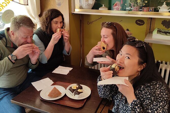 Iconic Berlin Street Food Tour - 2,0 hrs - Practical Details & Insights