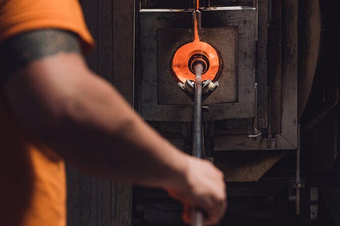 In-depth guided tour in a real Murano Glass Factory - FAQ