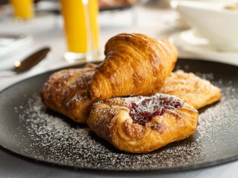 Innsbruck: Breakfast with Prosecco and Panoramic Views - The Food: Authentic Flavors in a Scenic Setting