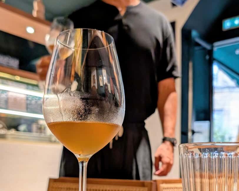 Introductory workshop on wine tasting and wine and canelé pairing - Price and Value