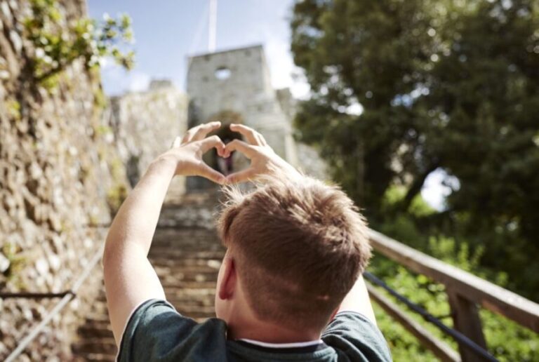 Isle of Wight: Carisbrooke Castle Entry Ticket - Practicalities and Tips