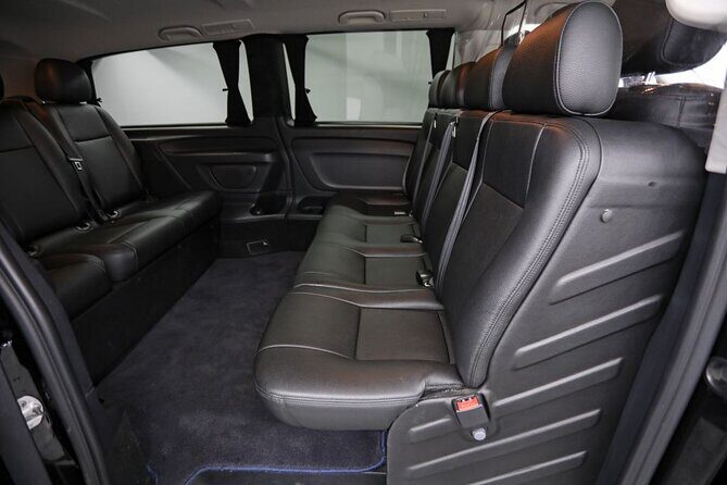 Istanbul Airport Transfer by Private Minivan + Meet & Greet Service - The Vehicle and Comfort