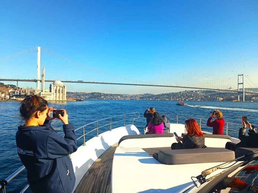 Istanbul: Bosphorus Cruise with Stopover on the Asian Side - Key Points