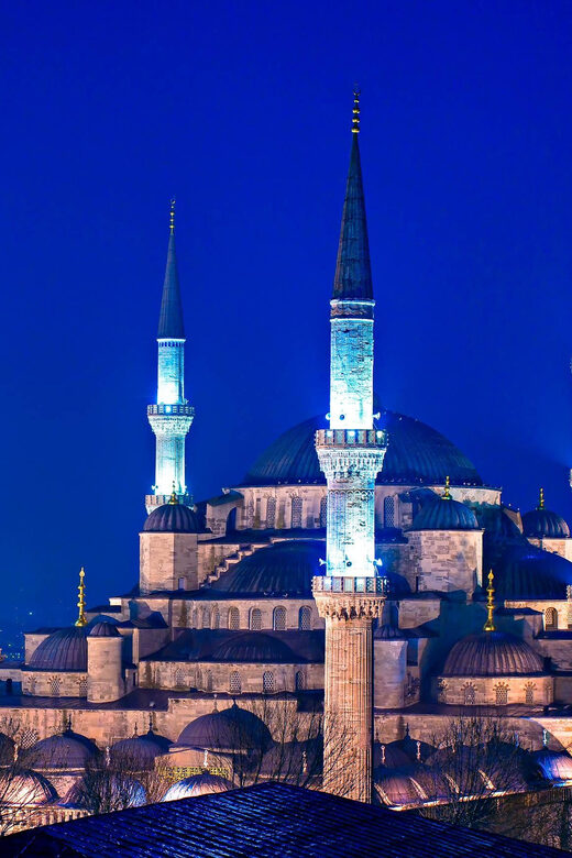 Istanbul: Hagia Sofia, Blue Mosque, and Grand Bazaar Tour - Transportation and Tour Logistics