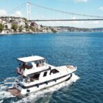 Istanbul: Small Group Yacht Tour with Unlimited Wine - Key Points