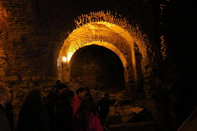 Istanbul Unveiled: A Quest for the Unique and Unusual Jewels - Who Will Love This Tour?