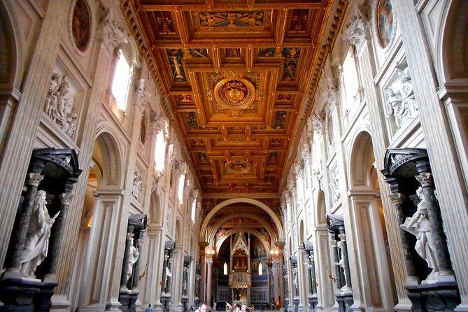 Jubilee Divine Pathways: Tour of Rome's Basilicas - Private Cab - Arcibasilica di San Giovanni in Laterano