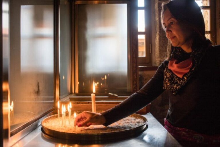 Kalabaka: Meteora Private Day Tour with a Local Guide - Who Is This Tour Best For?