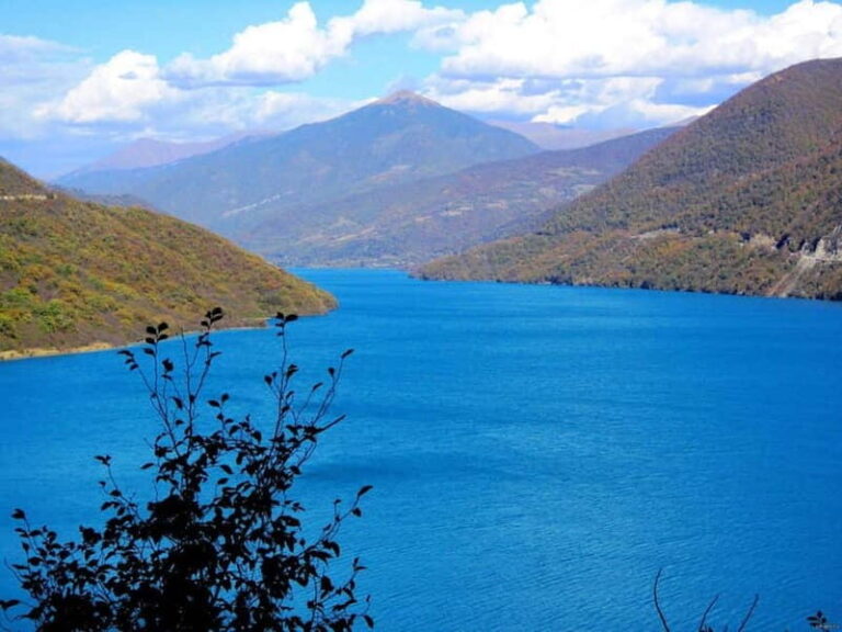 Kazbegi, Zhinvali, Ananuri - Day Trip - The Practicalities and Experience