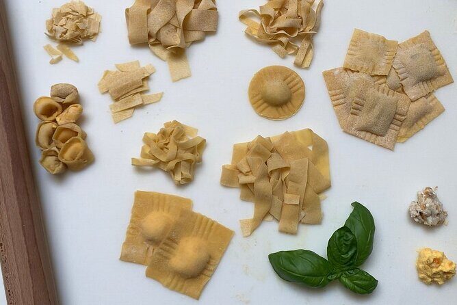 Kitchen of Mamma: Pasta Cooking Class with market visit in Rome - Practical Tips for Booking and Participating
