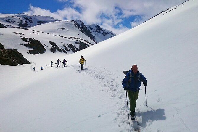Kjerag Low-Season Hike + Packed Lunch - FAQs