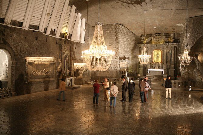 Krakow and Wieliczka Small Group Tour from Warsaw with Lunch - Safety and Practical Tips