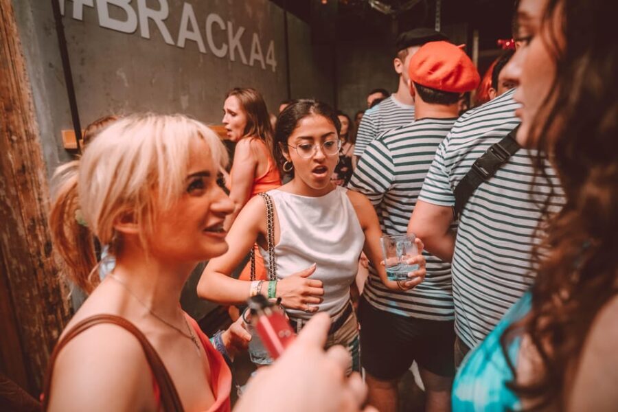 Krakow: Bottomless Brunch with 3-Course Meal and Drinks - What to Expect from the Bottomless Brunch Experience