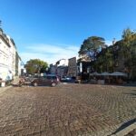 Krakow: Kazimierz Jewish Quarter Guided Walking Tour - Starting Point: The Obelisk of Remembrance