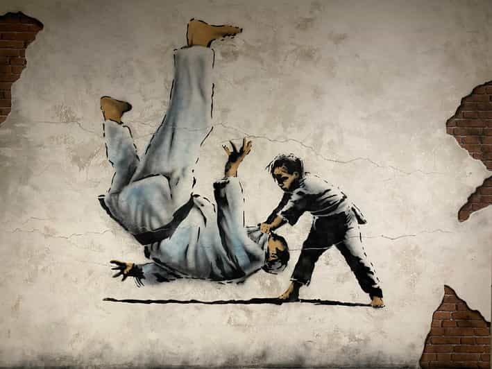 Krakow: Muzeum Banksy Entry Ticket - The Value of a $15 Ticket