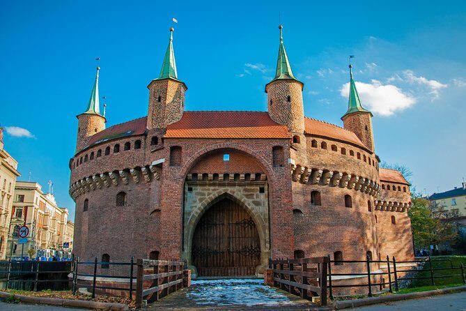 Krakow: Private City Tour by golf cart/buggy - FAQs