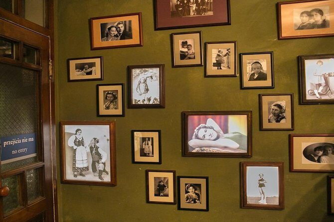 Krakow Schindler's Factory Guided Tour with Admission Ticket - FAQs