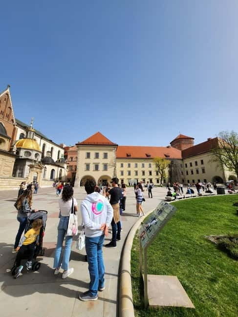 Krakow: Visit to Wawel Hill and the Cathedral - What’s Included and What’s Not