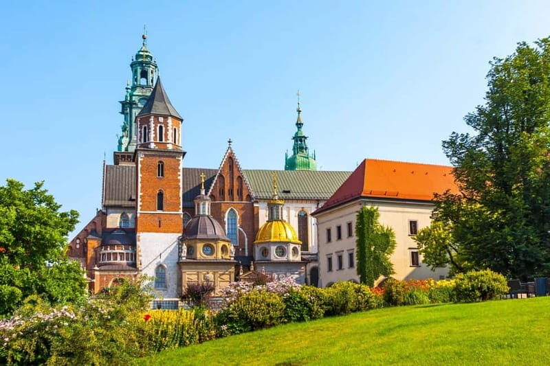 Krakow: Wawel Cathedral Guided Tour with Admission Tickets - Who Should Book This Tour?