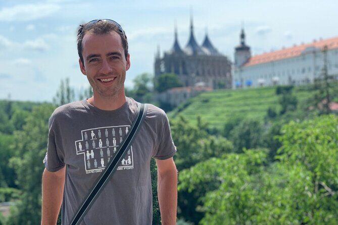 Kutna Hora Private day trip from Prague with lunch, admission and local treat - What Makes This Tour Stand Out?