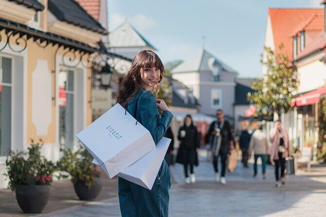 La Vallee Village Shopping Outlet by Luxury Transport from Paris - Authentic Reviewer Insights