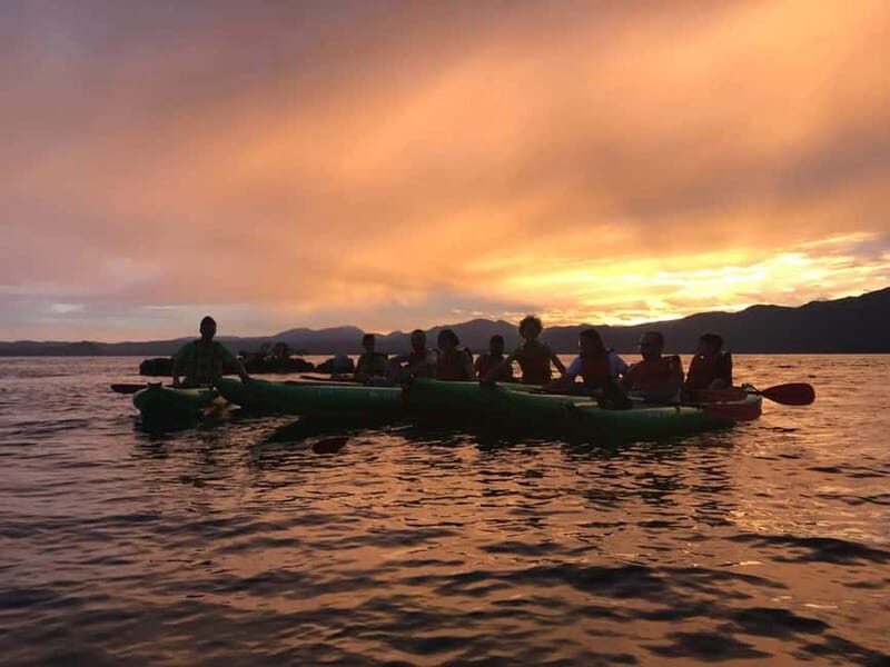 Lake Garda: Sunset Canoeing Tour to Punta San Vigilio - The Itinerary in Detail