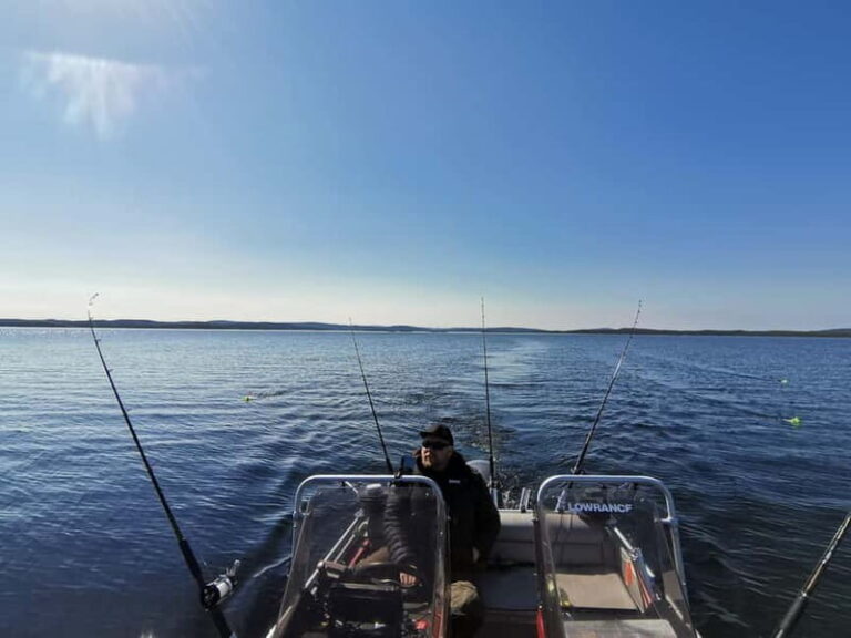 Lake Inari: Fishing and Boating Day Trip - Who Is This Tour Best For?