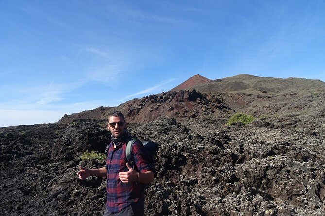 Lanzarote Highlights. Private Tour with Pickup (price per vehicle, not p.p.) - Overview: What to Expect from a Lanzarote Private Tour