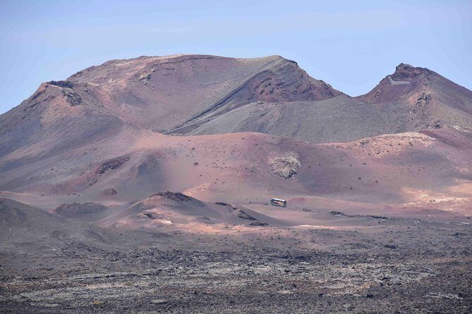 Lanzarote Short South Tour with Timanfaya Volcano Entrance - Detailed Breakdown of the Itinerary