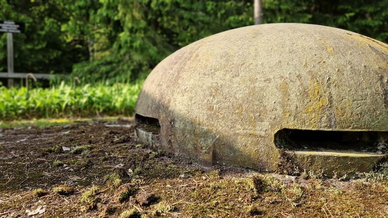 Lappeenranta: Salpalinja Defense Line WW2 Bunker Tour - Walking Through Trench Networks and Tank Obstacles