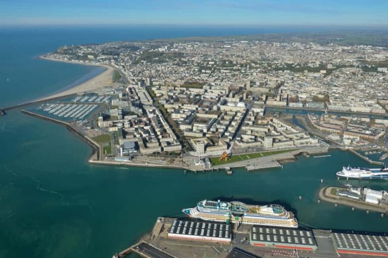 LE HAVRE: 20 minutes Helicopter Flying Lesson - Who Is This Tour Perfect For?