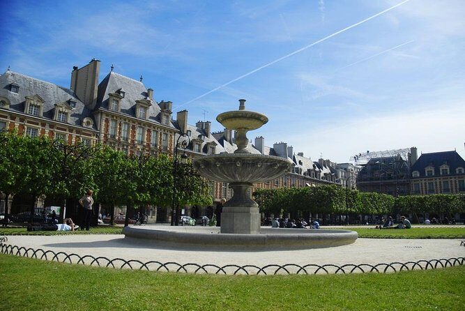 Le Marais Private Walking Tour - Practical Aspects & Value