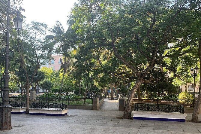 Legends of Cádiz: Self-Guided History Puzzle Adventure - Who Is This Tour Best For?