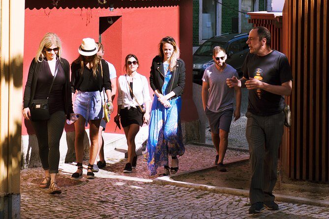 #LisboaLove Walk - The Experience: Walking, Learning, and Authentic Insights