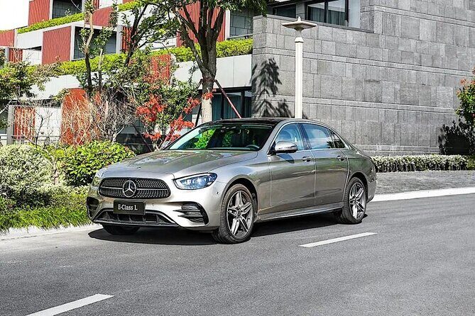 Lisbon Airport (LIS) Private Transfer to Lisbon City/Hotels - What to Expect on Arrival