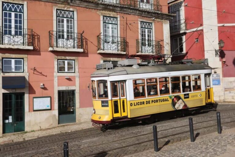 Lisbon and Coast of Portugal: 6-Day Small-Group Tour - What Makes This Tour Stand Out?