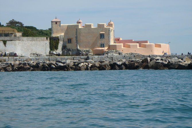 Lisbon Coast Tour by Boat - The Sum Up