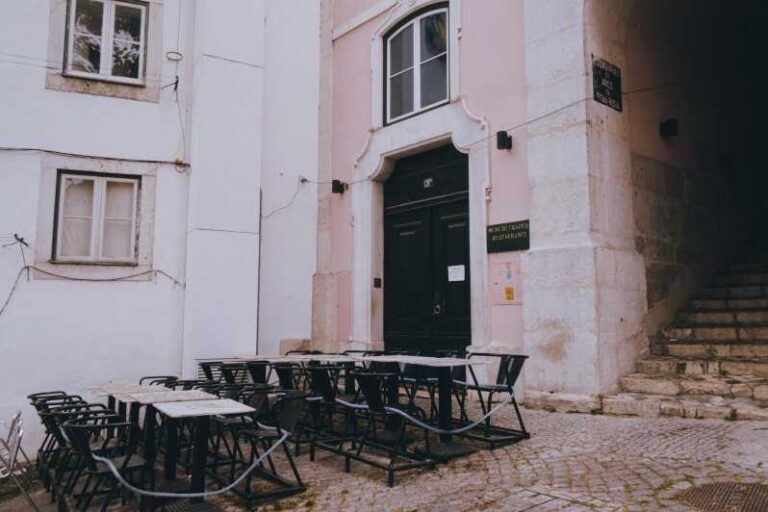 Lisbon: Fado Night with Dinner in a Typical Fado House - How This Tour Offers Value