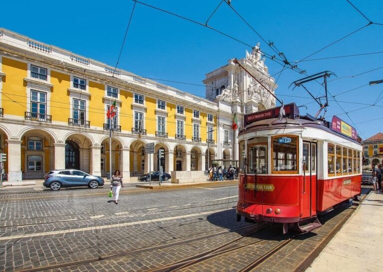 Lisbon: Guided Eco Tuk Tuk sightseeing tour - The Practical Side: Pricing, Duration, and Group Size