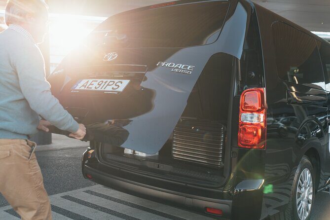 Lisbon Private Airport Departure Transfer - The Sum Up