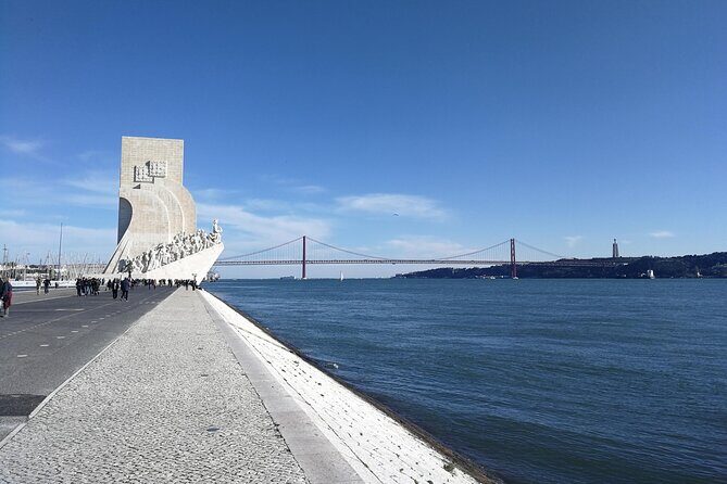 Lisbon Private Tour - The scenic drive to Cacilhas and Cristo Rei