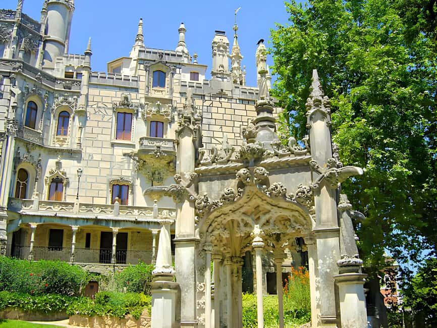 Lisbon: Sintra, Pena, Cabo, Cascais or Regaleria-Small Group - Transportation & Group Size