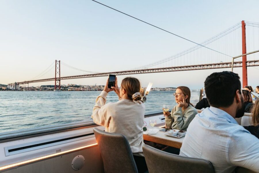 Lisbon: Tejo River Sunset Cruise with Welcome Drink - The Value of the Experience