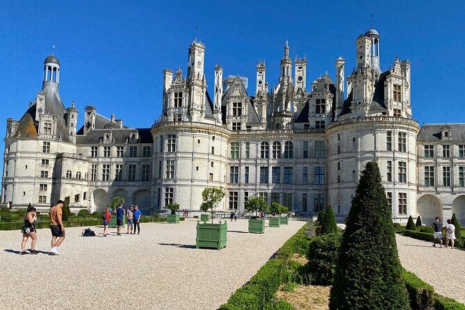 Live Guided Chenonceau, Chambord, Amboise Castles trip from Paris - The Practicalities and Value