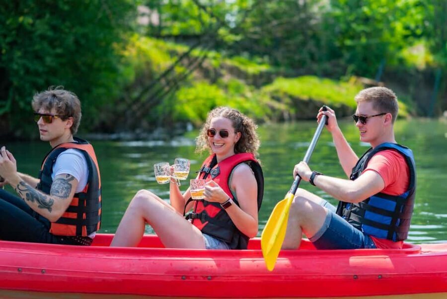 Ljubljana: Canoe and Craft Beer Tasting Tour - Canoe Ride: A Relaxing Float with a View