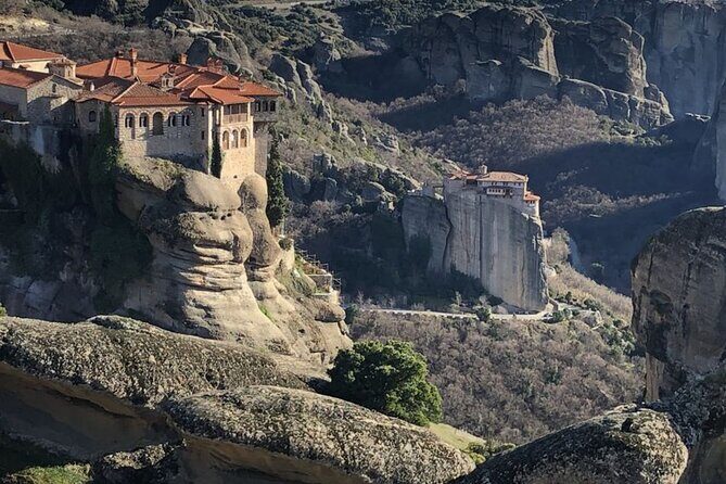 Local Agency - 1 day by Train Thessaloniki to Meteora in English or Spanish - Authentic Insights from Reviewers