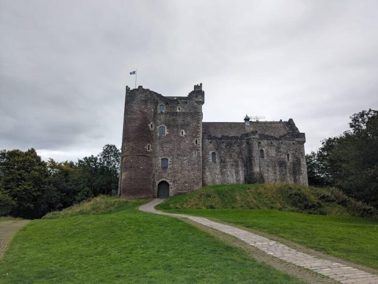 Loch Lomond, Stirling Castle and the Kelpies: Private Tour - Detailed Breakdown of Each Stop